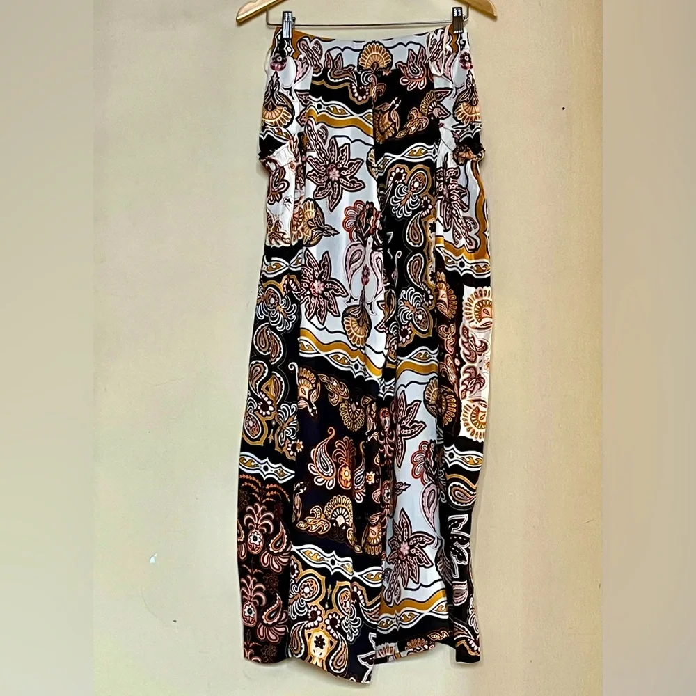 FARM RIO Anthropologie Printed Wide Leg Pants - Picture 6 of 13